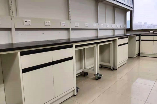 學(xué)校實(shí)驗(yàn)室裝修設(shè)計(jì)說(shuō)明怎么寫(xiě)?